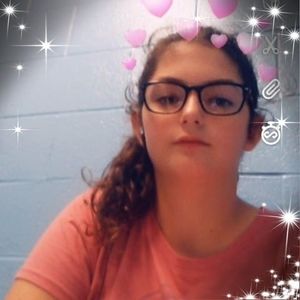 Meet your Posher, Lilly